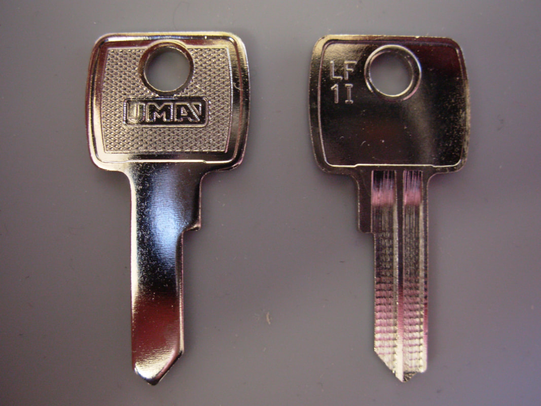 2 x Henderson FP626 to FP750 Garage Door Replacement Keys Cut to Code 